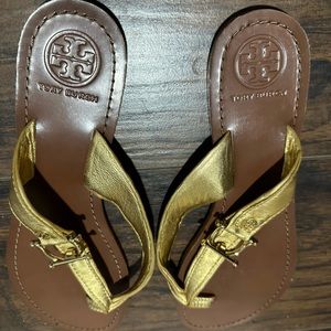 Tory Burch gold sandals / flip flops - size 9.5
